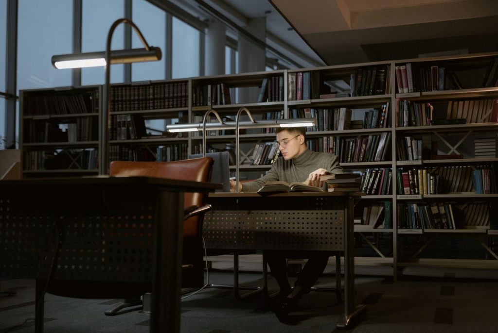 Bibliothèque municipale, illustration pour Yvelines